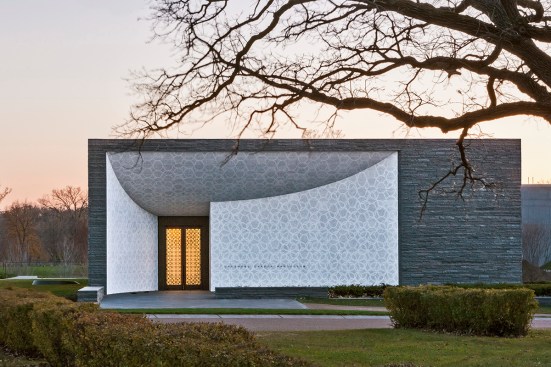 Lakewood Cemetery Garden Mausoleum