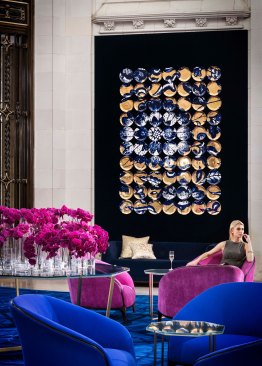 Comfortable, inviting seating in the rotunda allows office tenants to greet and/or meet with visitors in this grand, one-of-a-kind arrival space for their workplace. The rotunda lobby can be rented as a venue for parties and events.