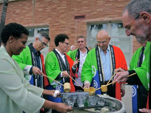 Faculty and esteemed guests serve the students during Rumble's yearly Sake Ceremony (among those pictured are, L-R: Neil Denari, Sanford Kwinter, Jason Payne, and Thom Mayne