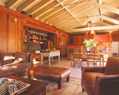 Light and airy details ensure a subtly elegant interior where nothing makes a statement or stands out, says architect Mario Aiello. The detailing disappears into the background, creating an overall impression of simplicity and comfort.