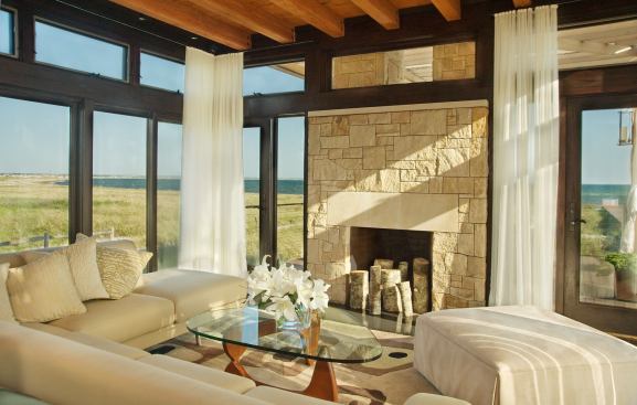 “The light here is incredible,” says architect Michael Winstanley. “In the morning, you get spectacular blues; in the afternoon, amazing reds and oranges. It was really important that the house allow you to feel the light the way that painters do.”