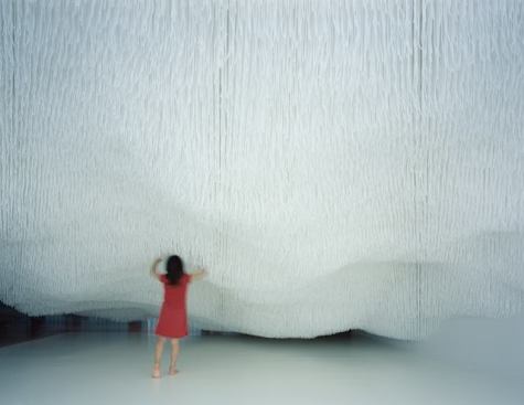 Liminal Air, by Shinji Ohmaki. This exhibit uses suspended nylon strings to recreate the effect of low-hanging clouds.