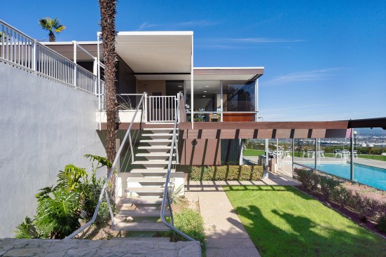 The western exterior view of the John Rados Residence in Rancho Palos Verdes, Calif., designed by Richard Neutra in 1957.