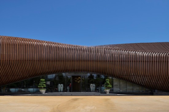 LAND+Experience+Center+by+Aedas