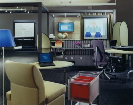 Steelcase launched Pathways in 1998 as a portfolio of products that integrate furniture, worktools, technology and interior architecture.
