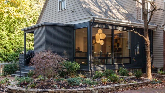 Exterior+view+from+the+garden