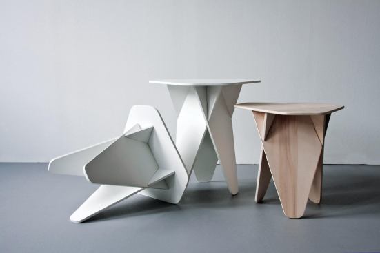 The wedge table comes in two sizes.