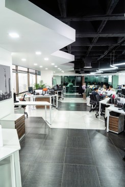 Oficinas Corporativas SF SYSTEMS - SPAZI Funcion Arquitectonica