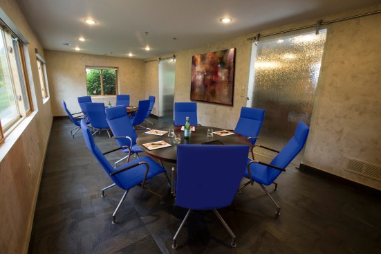 Plymouth, MN - Pure Design - Securus offices and Select Foods in Plymouth, MN Photo by © Todd Buchanan 2012 Technical Questions: todd@toddbuchanan.com;