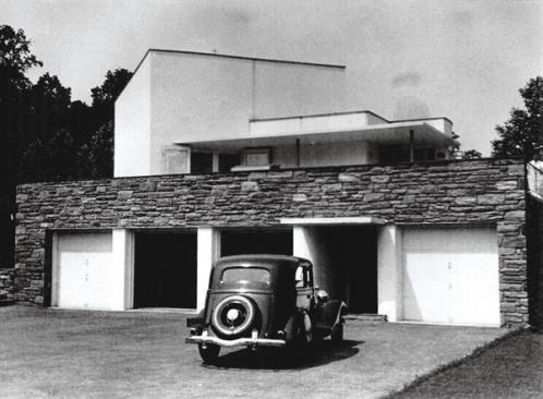 Studio elevation before the renovation.