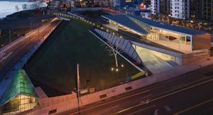 The PACCAR Pavilion, located at the main entrance of the park, is a glass and steel structure that houses exhibition and event space, educational programming, underground parking, a bookshop, and a caf?.