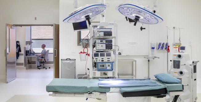 The hospital features naturally lit procedure rooms.