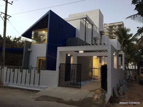 Modern Villa Designs Bangalore by Ashwin Architects
