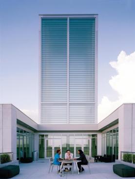 On top of the southern, plaza-facing entrance is a terrace that is adjacent to the building?s signature glass tower.