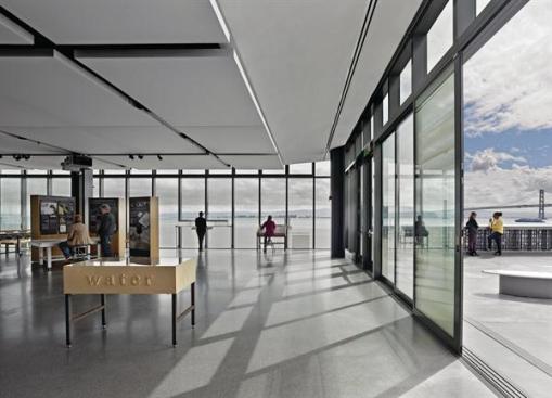 The+Bay+Observatory+features+exhibits+related+to+the+Bay+ecosystems%3b+a+terrace+connects+to+the+main+exhibit+hall+on+Pier+15.
