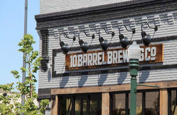 Ten+Barrel+Brewing+Co.%2c+Boise%2c+Idaho%2c+by+CTA+Architects+Engineers