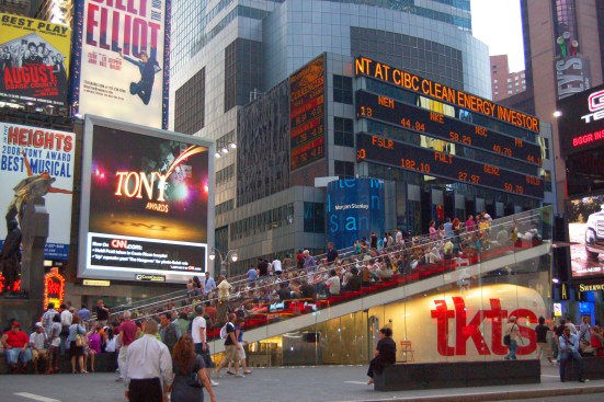 The red steps of the TKTS booth