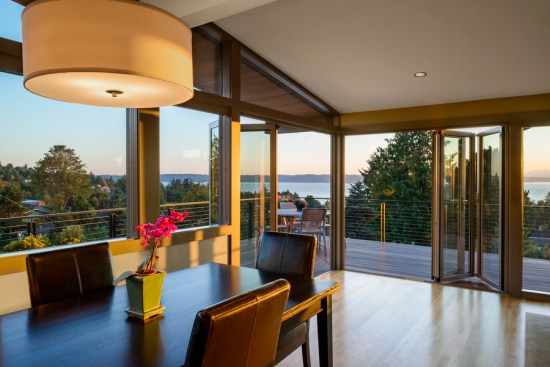 West Seattle residence with NanaWall