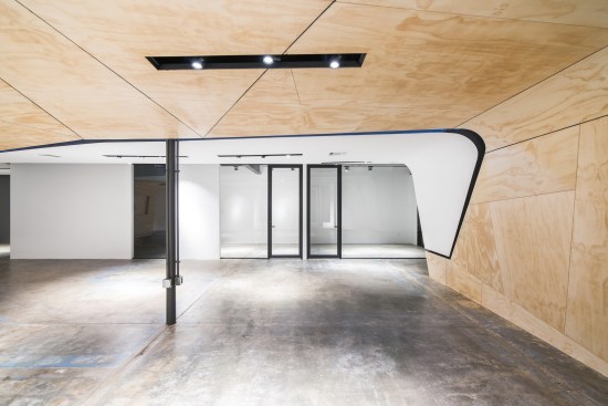 ceilign details main space