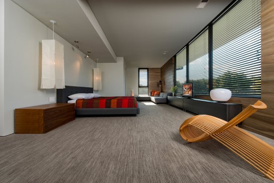 Walker Road primary bedroom