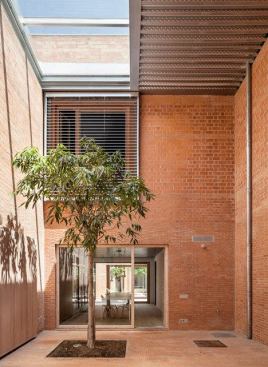 Garage courtyard, with a retractable glass roof.