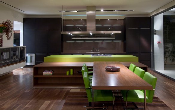 Hopen Place Hollywood Hills modern home open plan kitchen and dining room