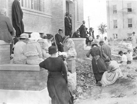 Gymnasium dedication 1921