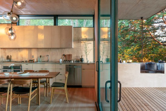 Hood Cliff Retreat 