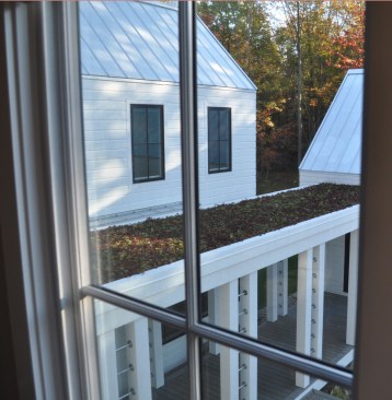 "Live" roof; Roof made of plants