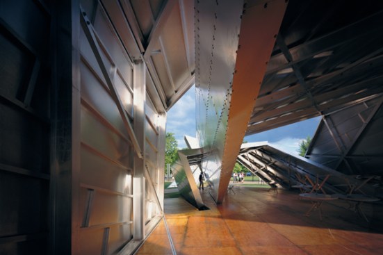 Serpentine+Gallery+Pavilion+2001+-+%22Eighteen+Turns%22+-+Designed+by+Daniel+Libeskind+with+Arup