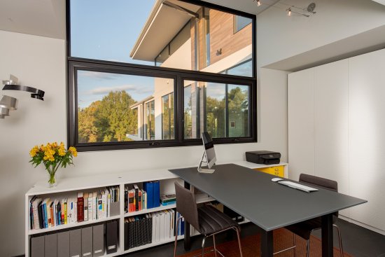 Walker Road house modern home office