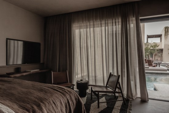 Art Director: Visionalphabet Interior stylist: Priszcilla Varga