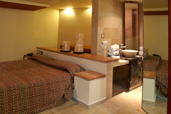 Hotel Piramides del Valle - DIN interiorismo