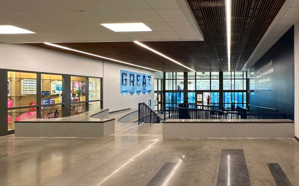 Commons - Main Entrance First Impression