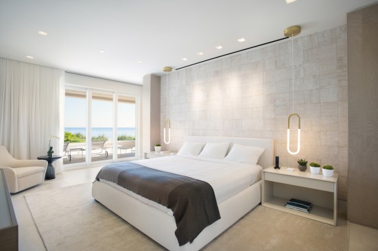 Pendant Light Fixtures: Roll and Hill
Wallcovering: Elitis 
Side Table: Sebastian Herkner 