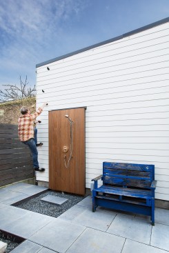 Central Area Backyard Cottage
