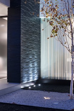 Georgina Avenue Santa Monica modern home front entry tiled wall