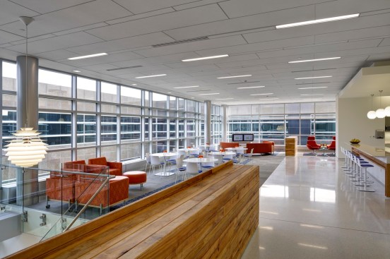 Wood+finishes+add+warmth+to+the+space.