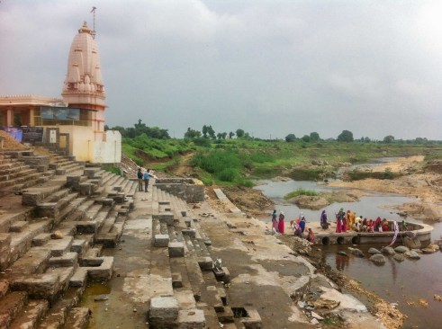 incorporation of local materials and traditional building techniques