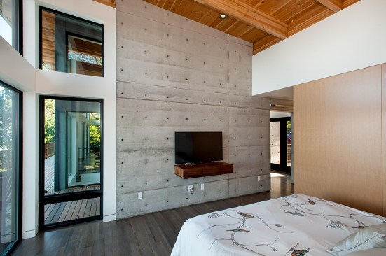 Hillside House bedroom