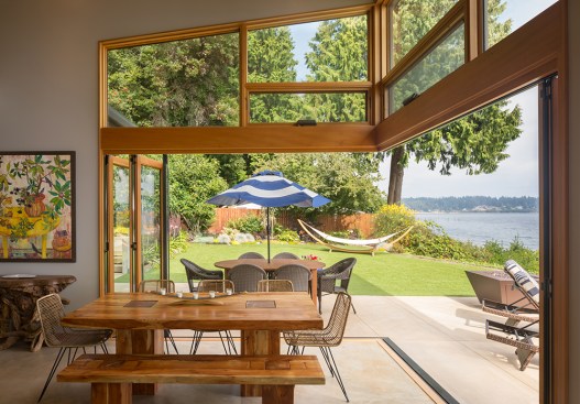 Seaview Escape bi-fold sliding doors