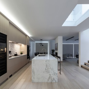 Atelier RZLBD / Stack House / kitchen, living area
