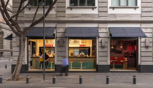 Neveria Roxy  - German Velasco Arquitectos