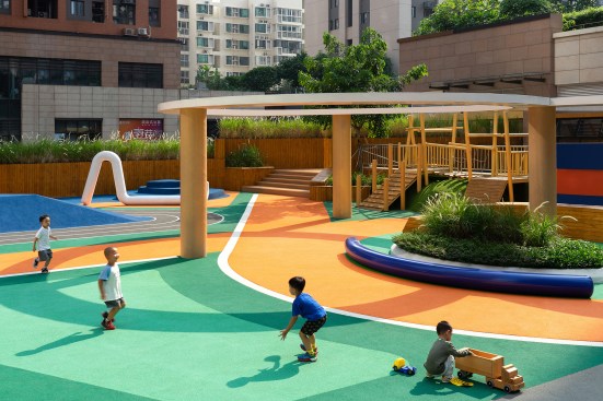 16_Playground 09