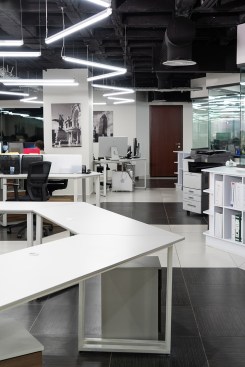 Oficinas Corporativas SF SYSTEMS - SPAZI Funcion Arquitectonica