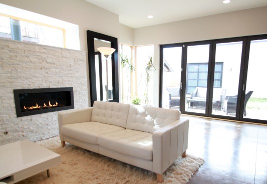 Open+%26+Airy+Family+Room