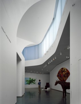 Projekt: NAMA
Architekt: Steven Holl
Ort: Kansas City