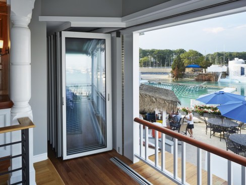 Larchmont Yacht Club, Nanawall