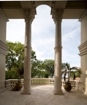 Foyer stairs