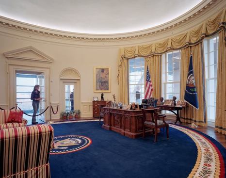 President Bill Clinton's oval office was recreated within the library.
